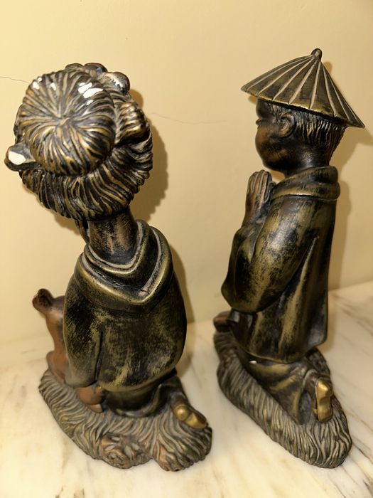 Par de Estatuetas Orientais Decorativas – Estilo Zen
