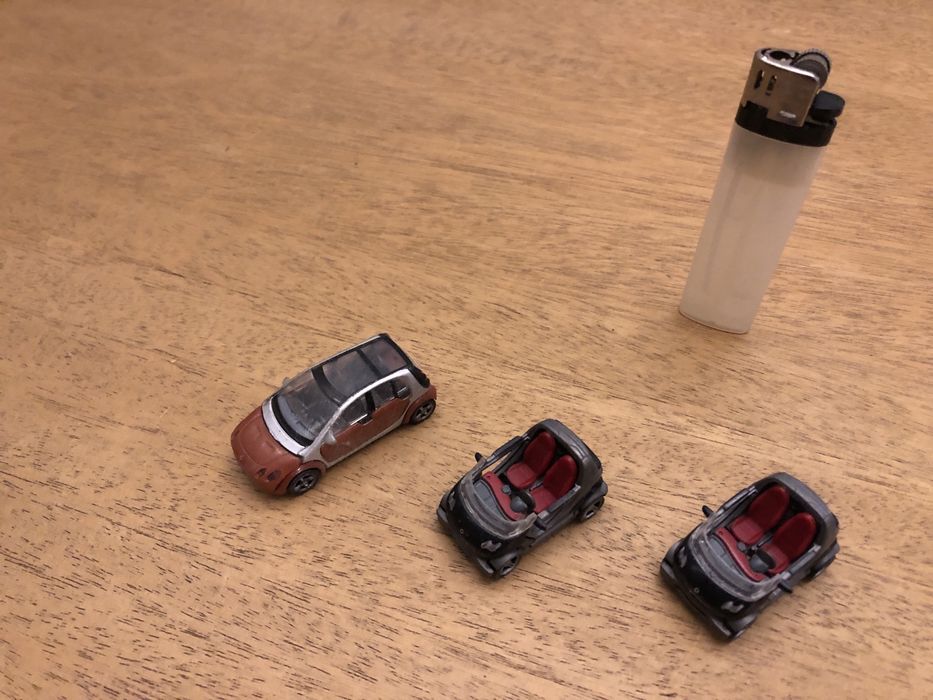 Carros miniatura:  2 Smart crossfire e 1 Smart ForFour / 5€ cada