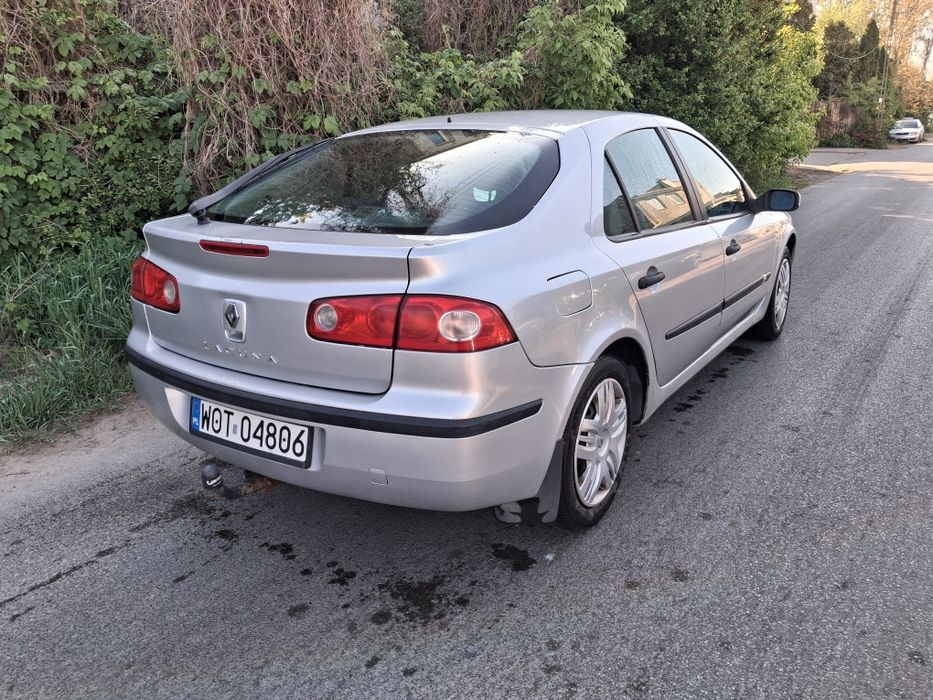 Zadbana i serwisowana* 1.9DCi* 110KM* Renault Laguna* 2006rok* Klima sprawna* HAK* Długie opłaty*