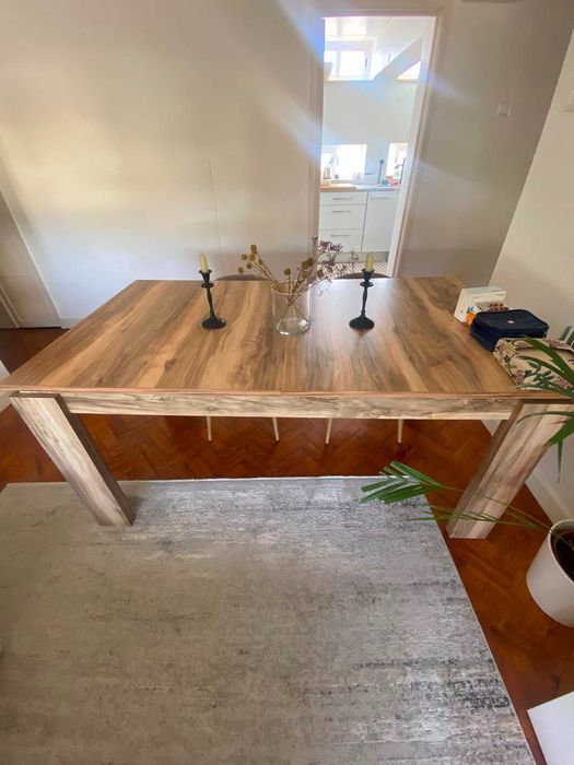 Mesa de jantar extensível