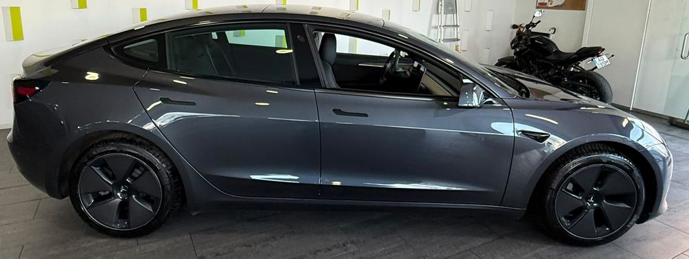 Tesla Model 3 Standard RWD Plus