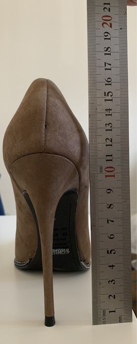 Vendo Scarpin Schutz