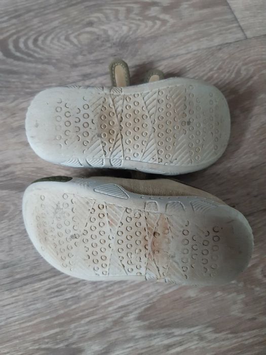 Продам босоніжки для хлопчика