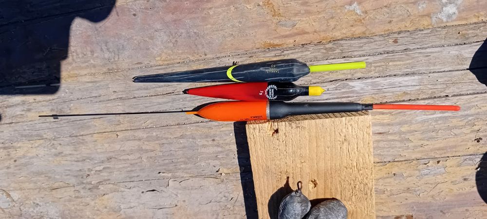 Conjunto de bóias de pesca