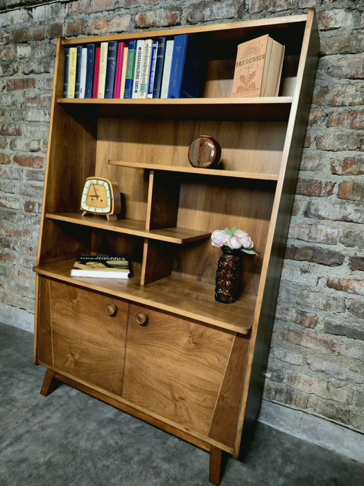 Biblioteczka vintage prl BILEA po całkowitej renowacji