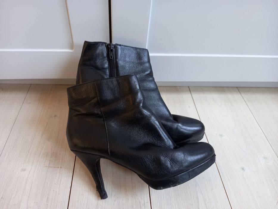 Czarne botki buty Aldo 39 wysoki obcas skórzane