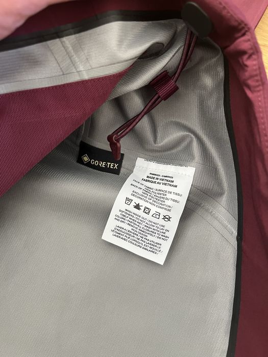 Куртка мембранна Nike Acg misery ridge Gtx S