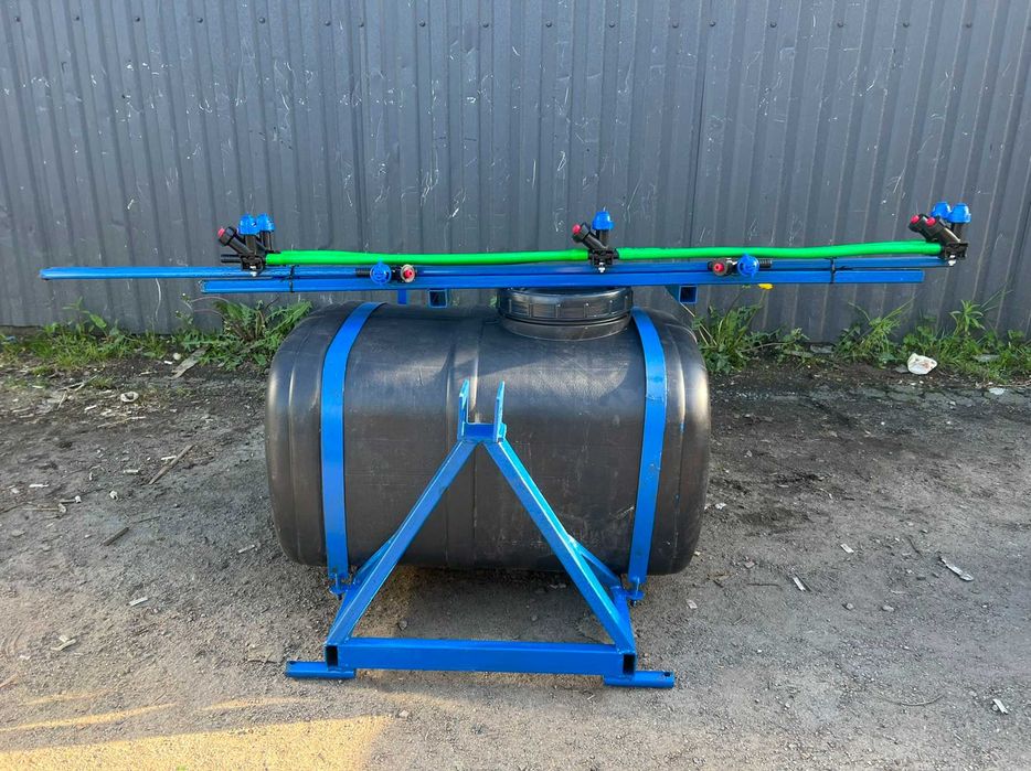 Оприскувач польовий лійка розкидач міндобрив садовий РМД до трактора