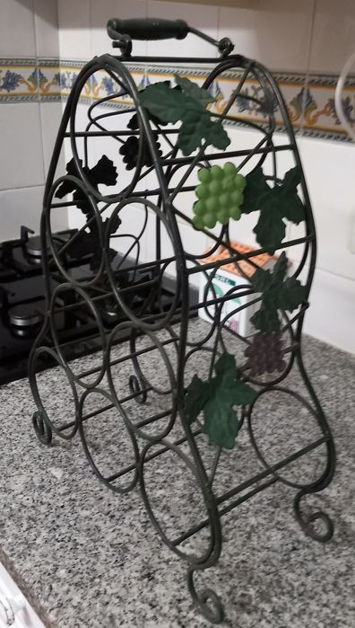 GARRAFEIRA METÁLICA 8 GARRAFAS.Casa,Cozinha,Restaurante,Café,Campismo.