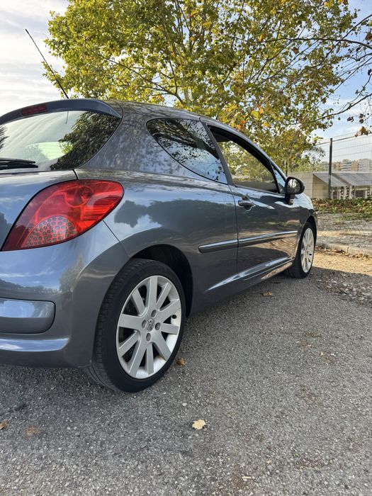 Peugeot 207 1.6 hdi — photo 4