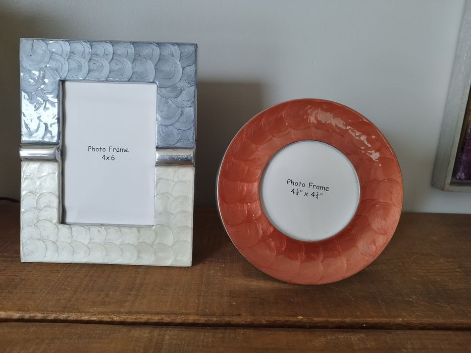 Várias molduras únicas para fotografias adquiridas em coleção Fertini