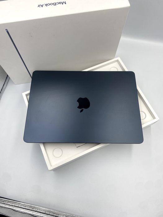 Ноутбук Apple MacBook Air 13“ M2 16/256GB Midnight (MC7X4) 2024