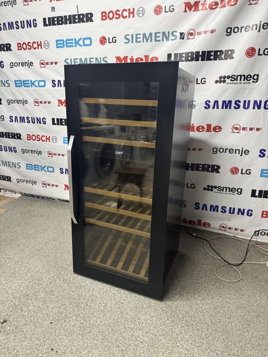 Винна шафа MQuvee (винний холодильник. Винник)