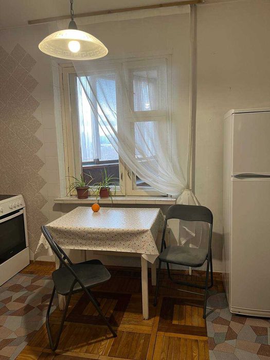 Здам 3-к кв. Ак.Єфремова 17, ст. м. Академмістечко Святошин!