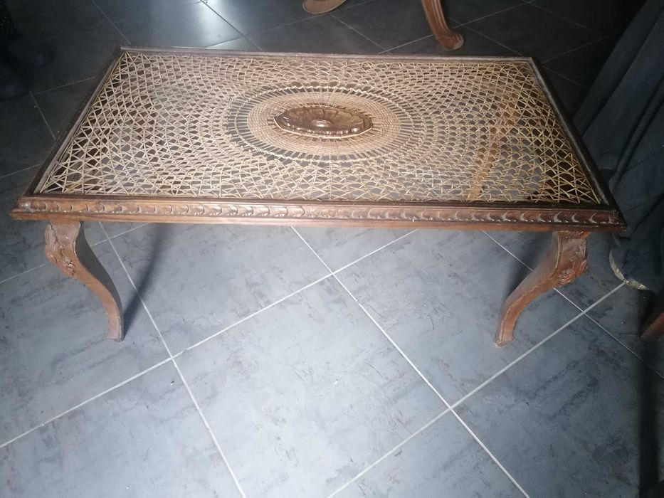 Móvel e Mesas de sala