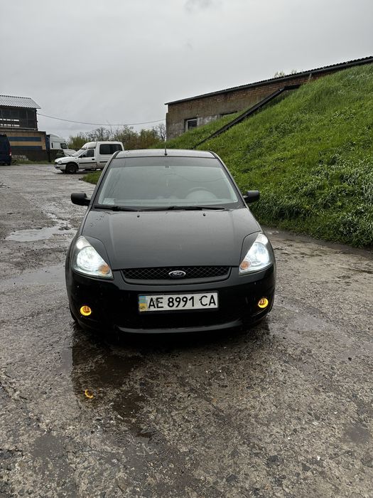 Продам Ford Fiesta