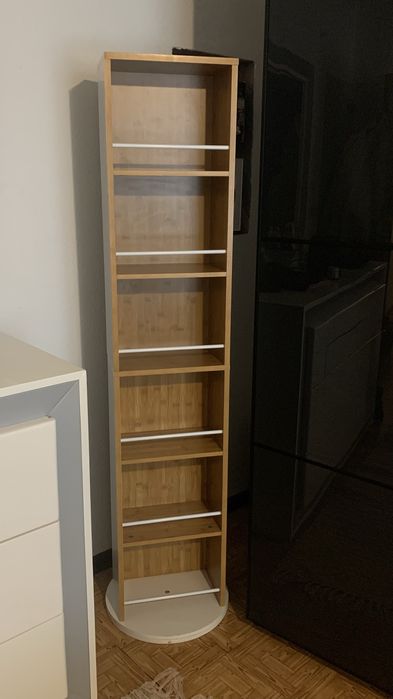 Movel rotarivo com espelho 165cm de altura