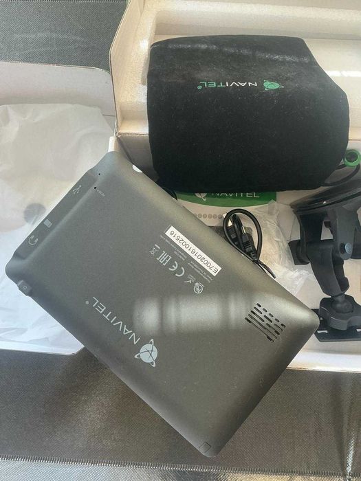 Nawigacja Navitel E700