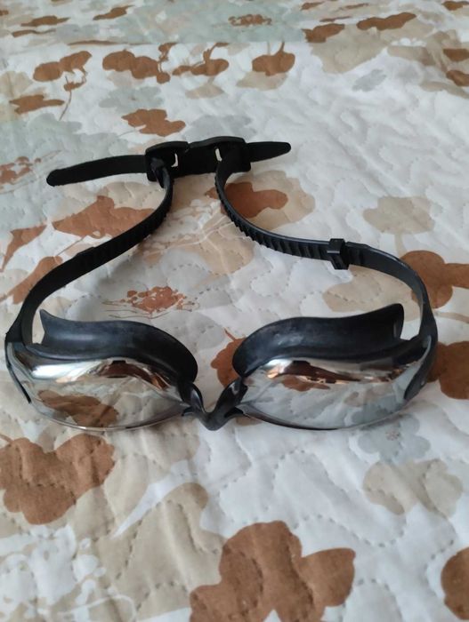 Фирменные очки для плавания 300 гр.