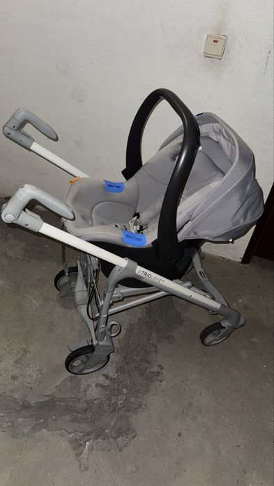 Carinho de bebe mais isofix