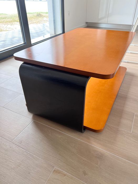 Mesa de centro em madeira