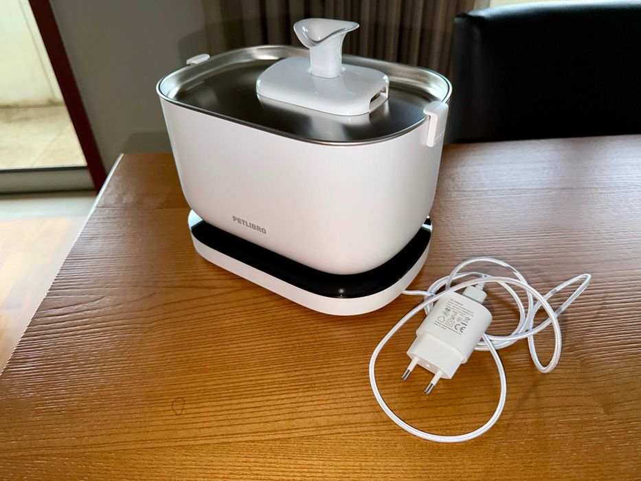 PetLibro - Fonte de água para gatos s/ cabo e c/ sensor de movimento