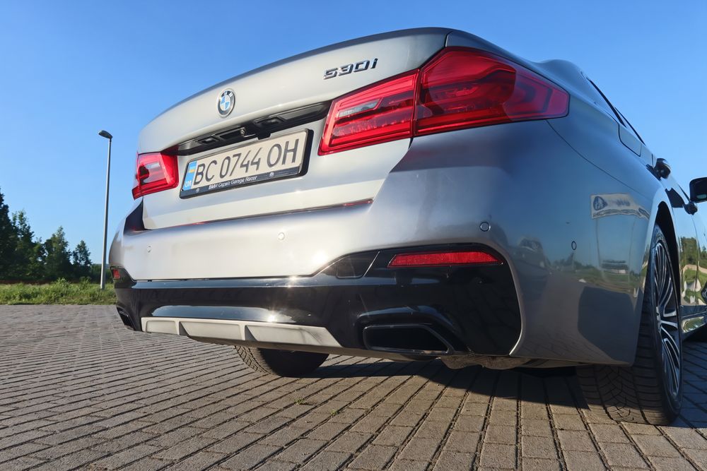 Продам - BMW 530i G30 M-пакет, задній привід, 252 к.с.