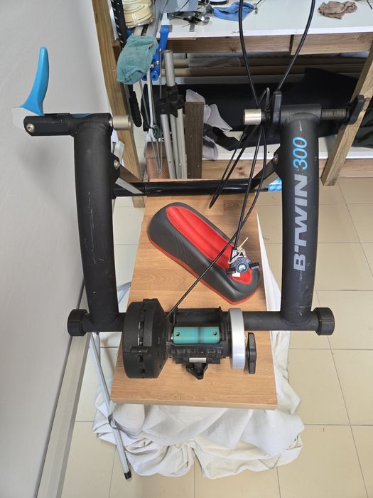 Vendo Rolo de treino bicicleta BTwin 300