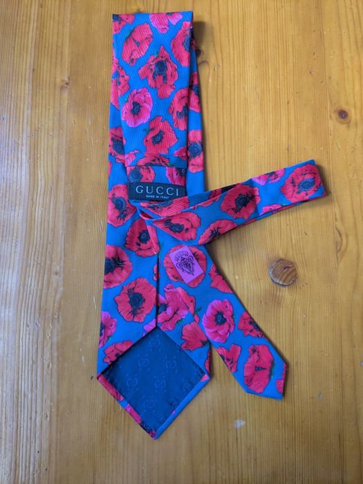 Галстук  GUCCI ( шовковий).