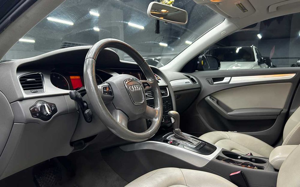 Audi A4 2011