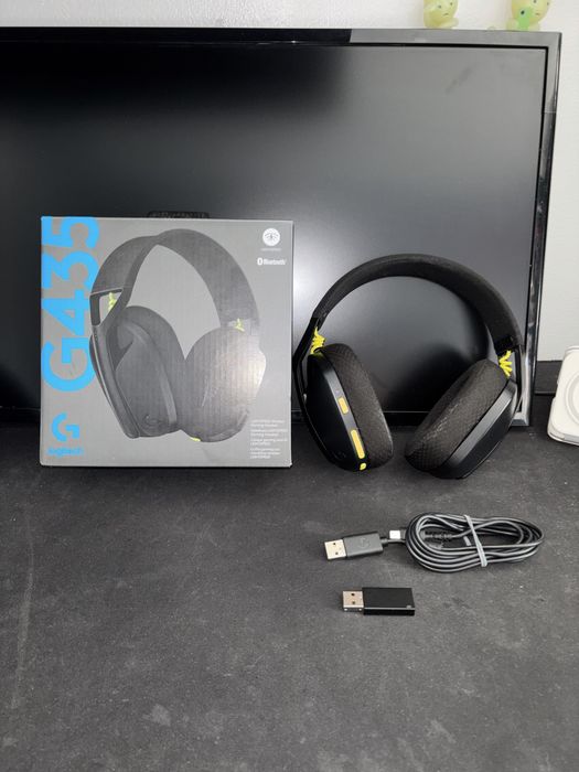 Fone logtech g435 em otimas qualidades