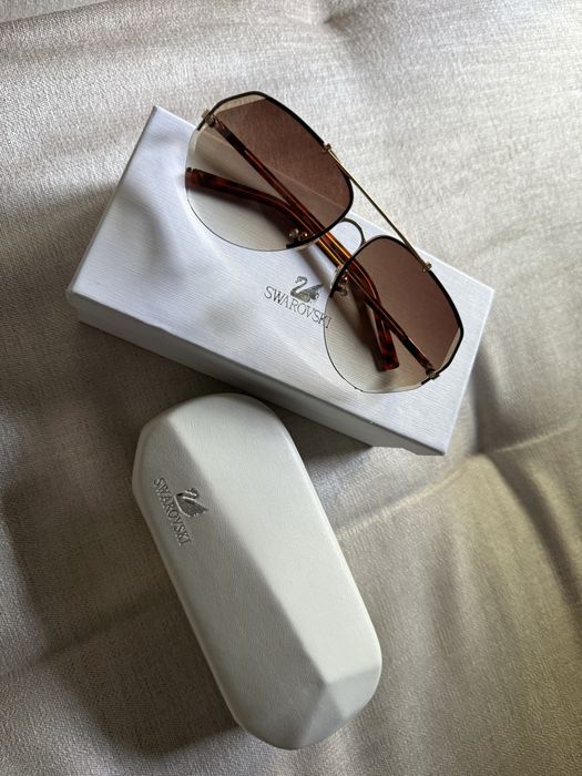 Swarovski okulary