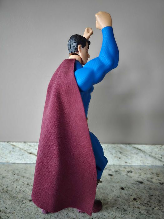 Supermen figurka akcji 26 cm wysoka stan super