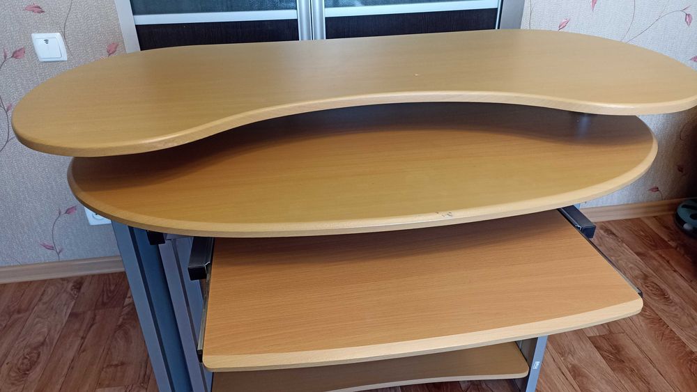 Компьютерный стол-трансформер