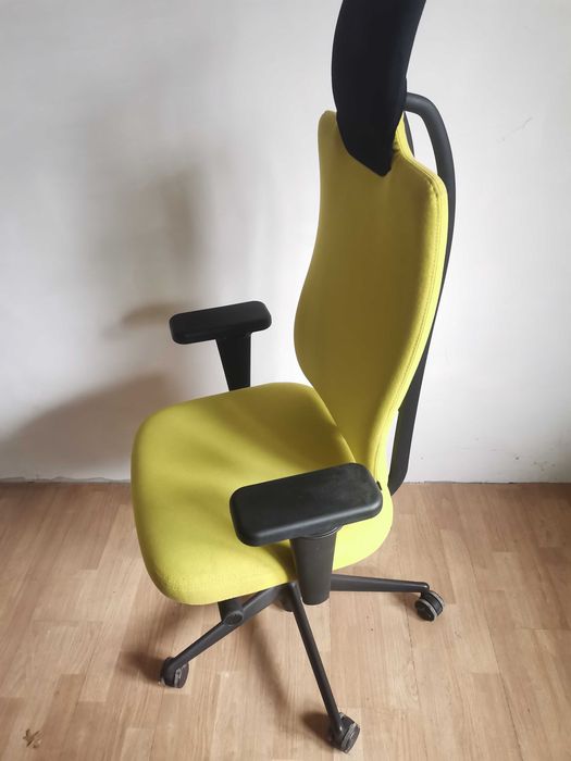 Fotel żółty/niebieski Vitra Headline /Nowy 6 700zł