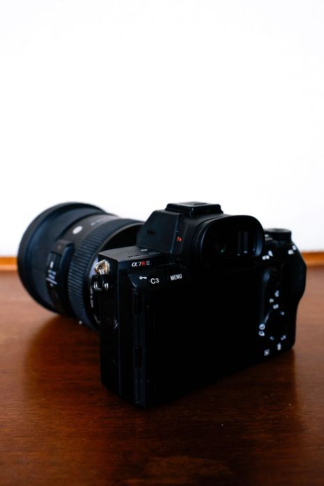 Sony A7RIII com Sigma 24-70 2.8 DG DN ART