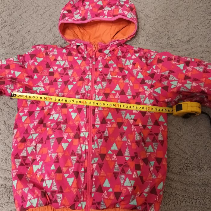 Продам куртку весна , осень двухсторонняя, в хорошем состоянии