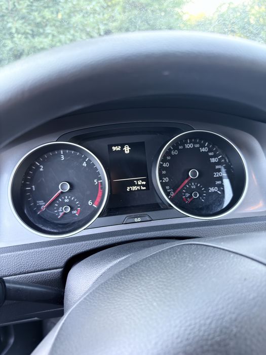 Volswagen golf  1,6.    2017 рік
