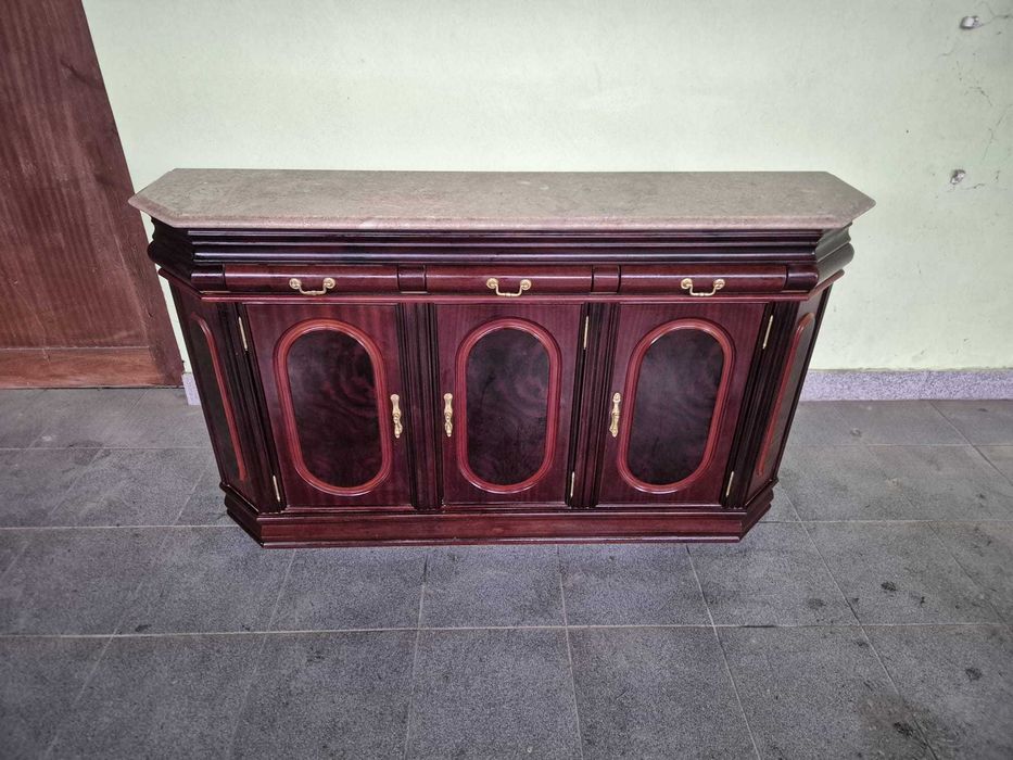 Consola de entrada com pedra trabalhada em madeira maciça