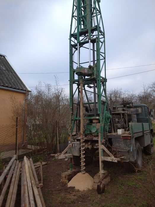 Буріння скважин, бурение скважин.