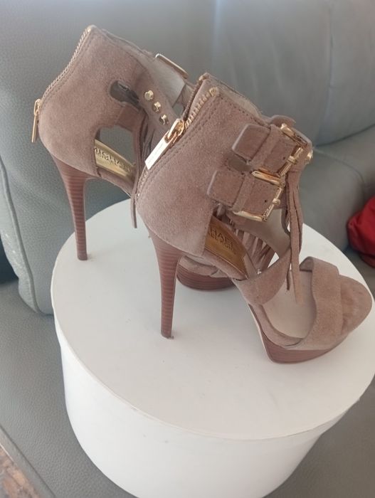 Sandálias novas Michael Kors 6,5