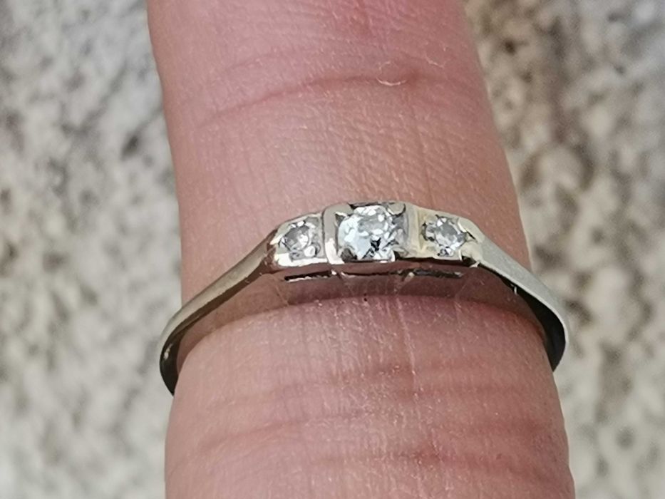 Złoty Pierścionek z Diamentami Certyfikat