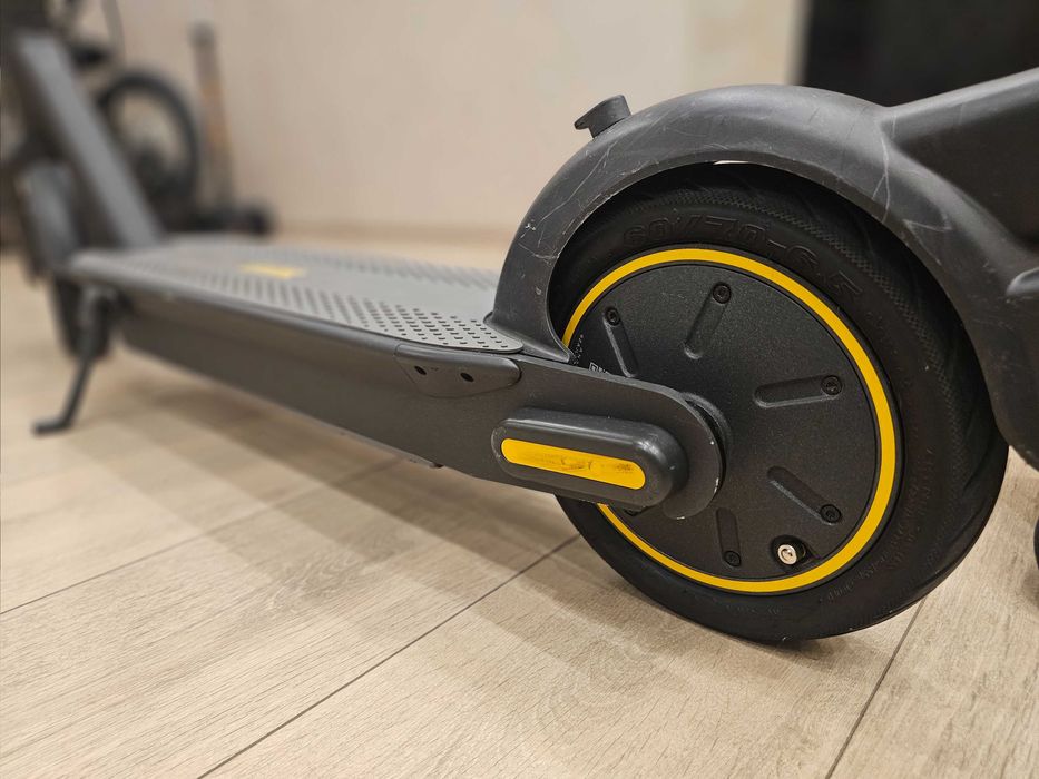 Електросамокат Segway-Ninebot MAX G30E II