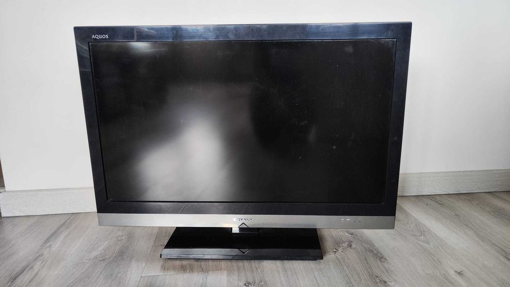 Telewizor SHARP 32"