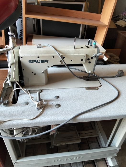 Срочно продам промышленную швейную машину и оверлок