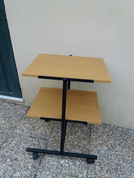 Mesa Tv/Apoio com rodas64740556123906122