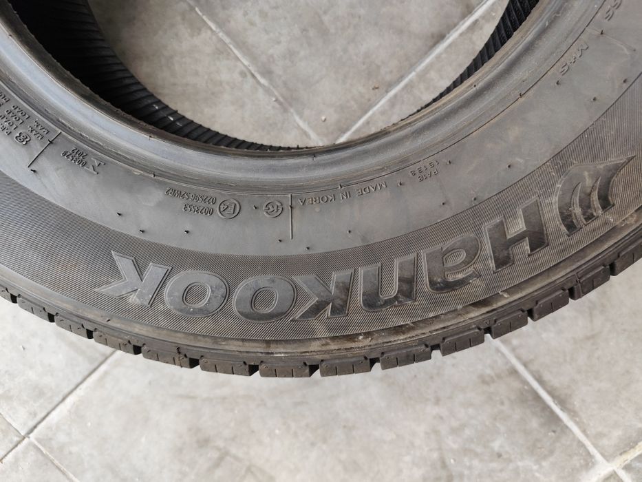 Pneus 215/70r15C Hankook Vantra 75% piso