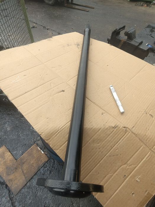 Półoś tylnego mostu Man l2000