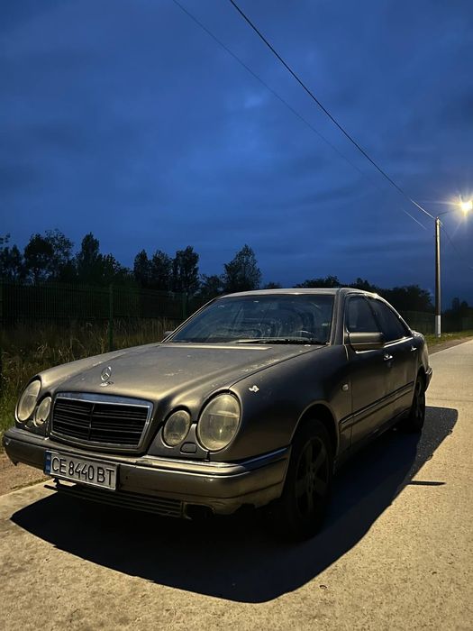 продам мерседес 210