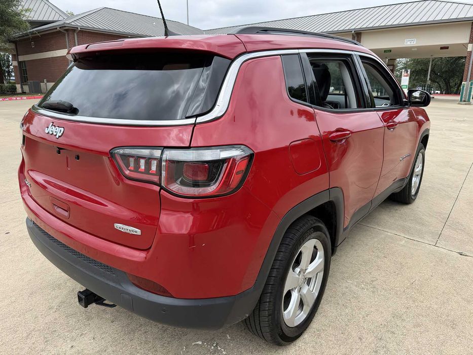 Jeep Compass      2023